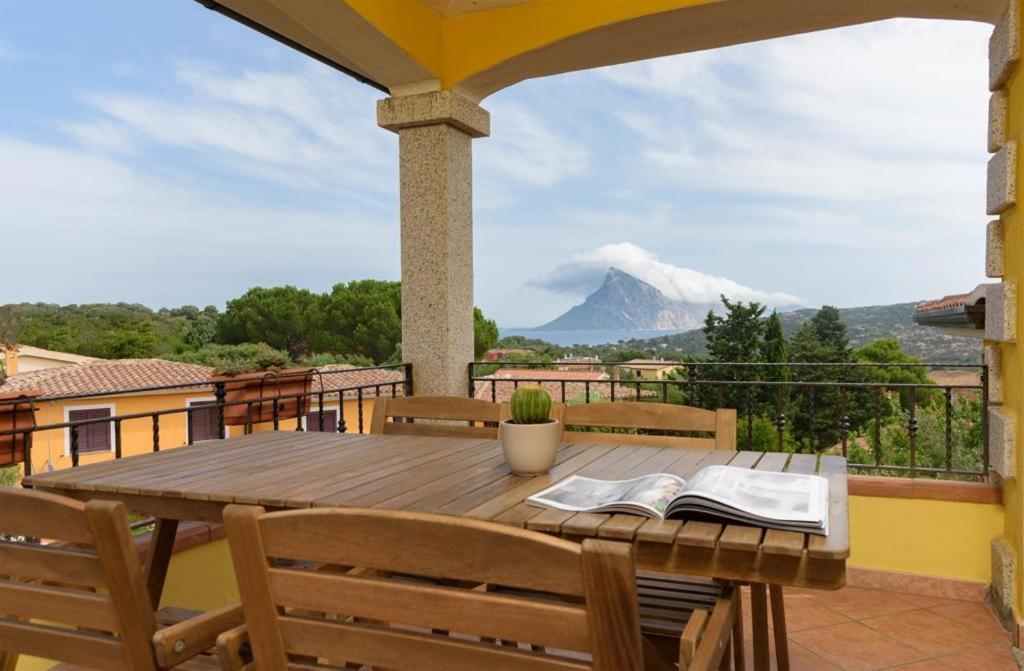 Residence Agrifoglio Monte Petrosu Luaran gambar